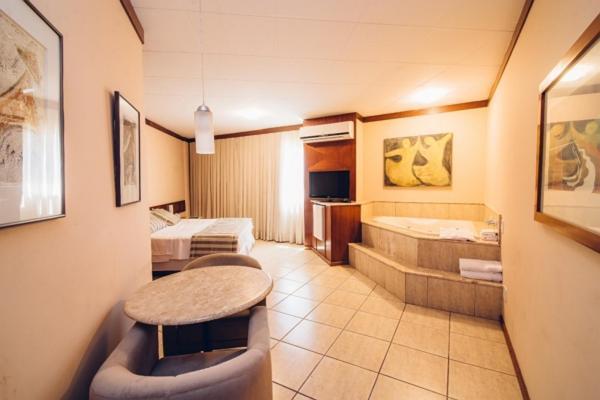 Hotel Crystal Londrina Exterior foto